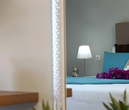 Bay 3* نيدري